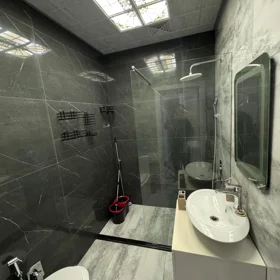 In Baku 70.0 m² apartment is for rent - Image 8
