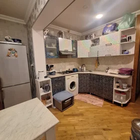 In Baku 62.0 m² apartment is for sale - Image 5