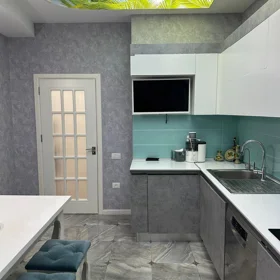 In Baku 120.0 m² apartment is for rent - Image 2