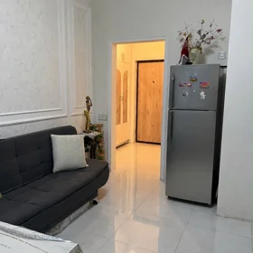 In Baku 70.0 m² apartment is for rent - Image 3
