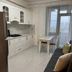 In Baku 70.0 m² apartment is for rent - Image 4