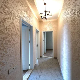 In Baku 90.0 m² apartment is for rent - Image 2