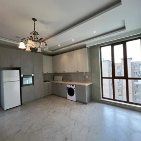 In Baku 90.0 m² apartment is for rent - Image 3