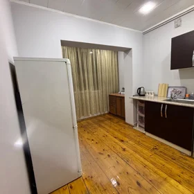 In Baku 70.0 m² apartment is for rent - Image 10