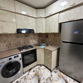 In Baku 70.0 m² apartment is for rent - Image 7