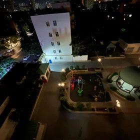 In Baku 175.0 m² apartment is for rent - Image 4