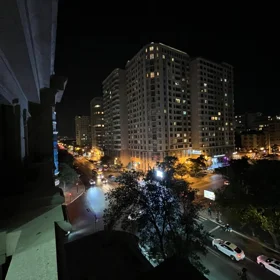 In Baku 175.0 m² apartment is for rent - Image 5