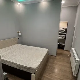 In Səbail rayonu 45.0 m² apartment is for rent - Image 2