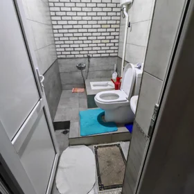 In Baku 270.0 m² house with 7.0 rooms is for sale - Image 2