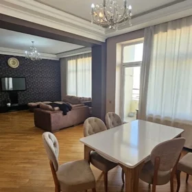 In Baku 120.0 m² apartment is for rent - Image 2
