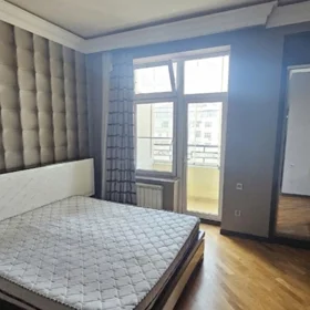 In Baku 120.0 m² apartment is for rent - Image 4