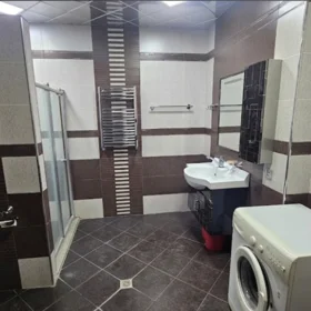 In Baku 120.0 m² apartment is for rent - Image 6