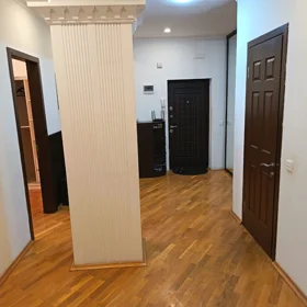 In Baku 112.0 m² apartment is for rent - Image 8