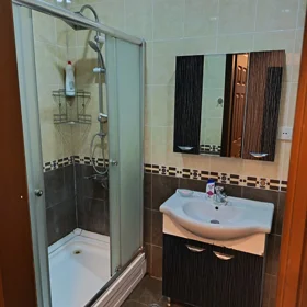 In Baku 112.0 m² apartment is for rent - Image 9
