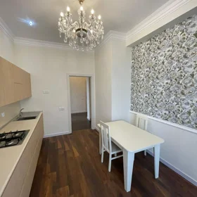 In Baku 90.0 m² apartment is for rent - Image 2