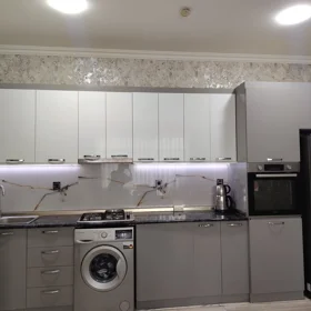 In Baku 70.0 m² apartment is for sale - Image 2
