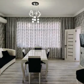 In Baku 70.0 m² apartment is for sale - Image 4