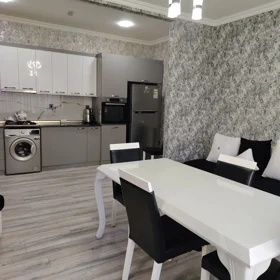 In Baku 70.0 m² apartment is for sale - Image 7