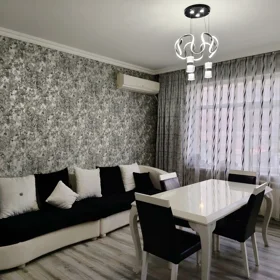 In Baku 70.0 m² apartment is for sale - Image 10