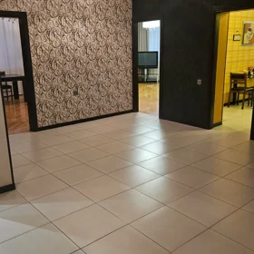 In Baku 165.0 m² apartment is for sale - Image 6