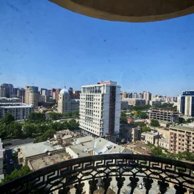 In Səbail rayonu 185.0 m² apartment is for rent - Image 2