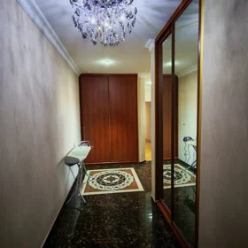 In Səbail rayonu 185.0 m² apartment is for rent - Image 5