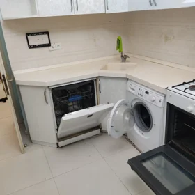In Baku 110.0 m² apartment is for rent - Image 10