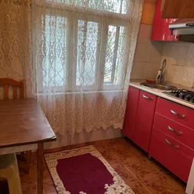 In Baku 60.0 m² apartment is for rent - Image 4