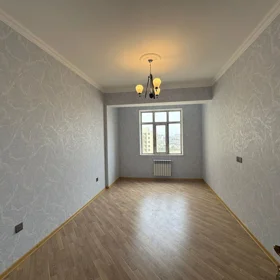 In Baku 70.0 m² apartment is for sale - Image 2