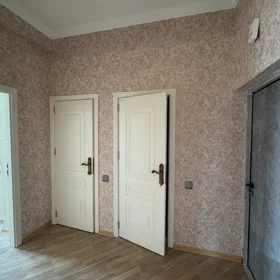 In Baku 70.0 m² apartment is for sale - Image 3