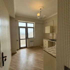 In Baku 70.0 m² apartment is for sale - Image 4