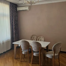 In Baku 150.0 m² apartment is for rent - Image 4