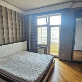 In Baku 150.0 m² apartment is for rent - Image 7