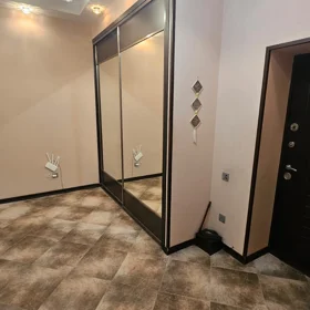 In Baku 150.0 m² apartment is for rent - Image 10