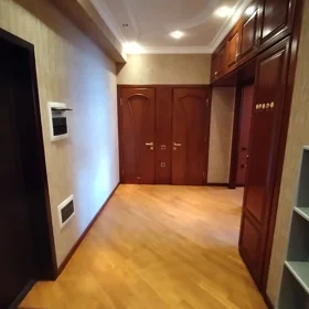 In Baku 90.0 m² apartment is for rent - Image 10