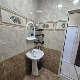 In Baku 55.0 m² apartment is for rent - Image 9
