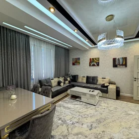 In Baku 120.0 m² apartment is for sale - Image 3