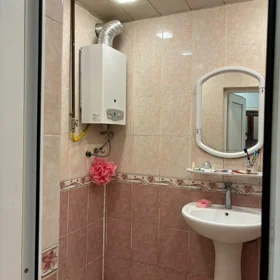 In Baku 80.0 m² apartment is for rent - Image 10