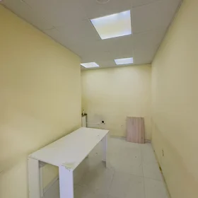 In Baku 110.0 m² commercial is for rent - Image 3
