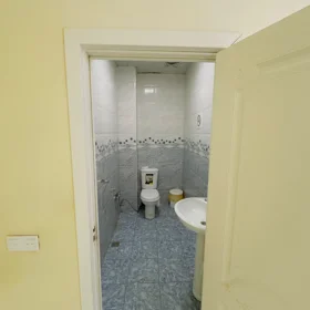 In Baku 110.0 m² commercial is for rent - Image 9