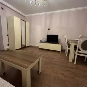 In Baku 40.0 m² apartment is for rent - Image 3