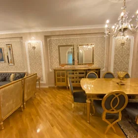 In Baku 176.0 m² apartment is for sale - Image 4