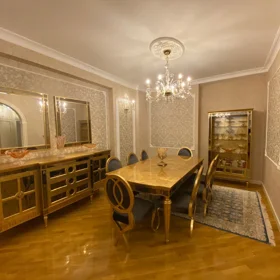 In Baku 176.0 m² apartment is for sale - Image 6