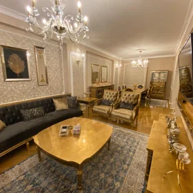 In Baku 176.0 m² apartment is for sale - Image 7