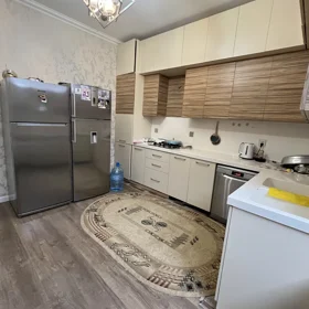 In nan 200.0 m² house with 4.0 rooms is for sale - Image 6