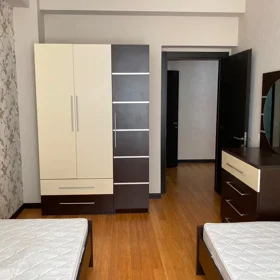 In Baku 70.0 m² apartment is for rent - Image 5
