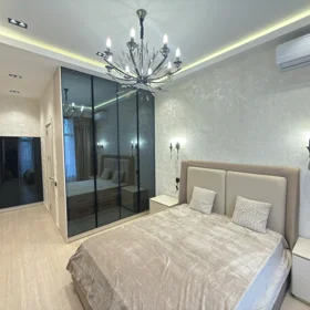 In Baku 135.0 m² apartment is for rent - Image 8