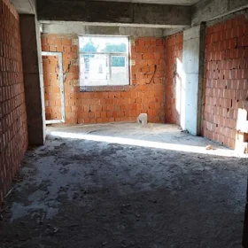In Baku 113.0 m² apartment is for sale - Image 3