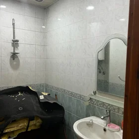 In Baku 70.0 m² commercial is for rent - Image 2