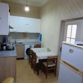 In Baku 64.0 m² apartment is for sale - Image 3